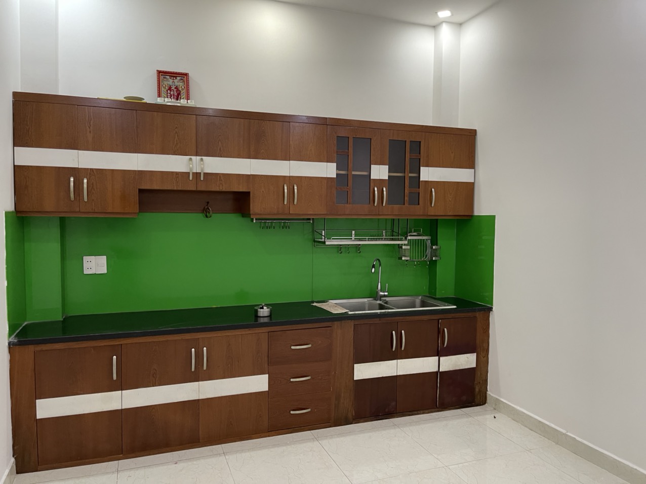 Bán nhà Hoàng Hoa Thám, Quận Bình Thạnh tuyệt phẩm 3 lầu (4,5m x 12m) đẹp lung linh hẻm ôtô khu VIP