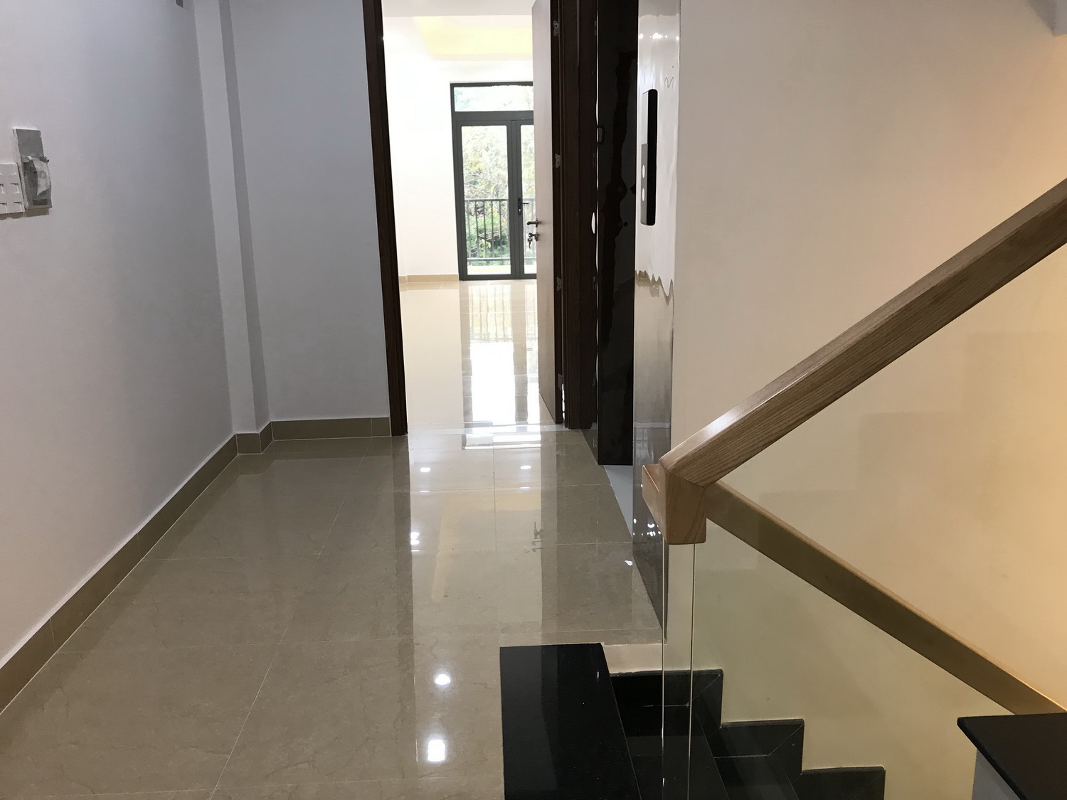 Tòa nhà 5L (4x20) t.kế C.Âu,9 căn hộ dịch vụ + 2 Penhouse thang máy, hẻm VIP Võ Thị Sáu - gần Phạm Ngọc Thạch