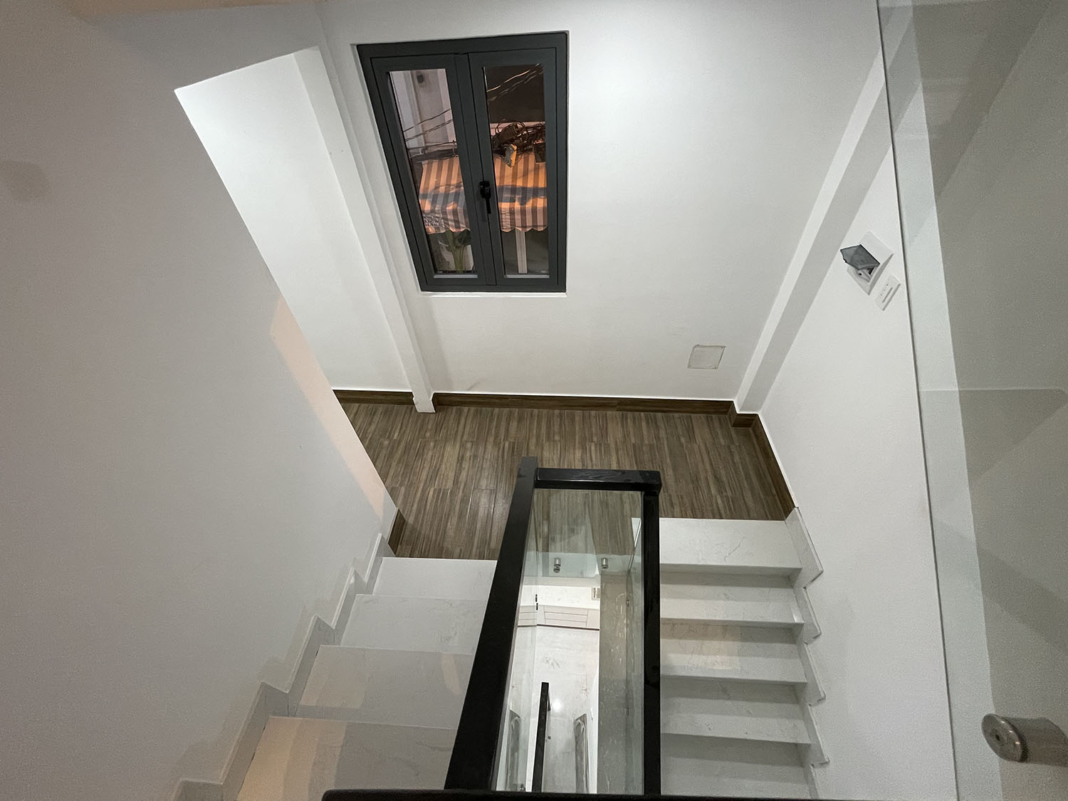 Bán nhà Nơ Trang Long, Quận Bình Thạnh Tuyệt phẩm B.thự Mini 3 lầu thiết kế Singapore hẻm ôtô 7 chỗ