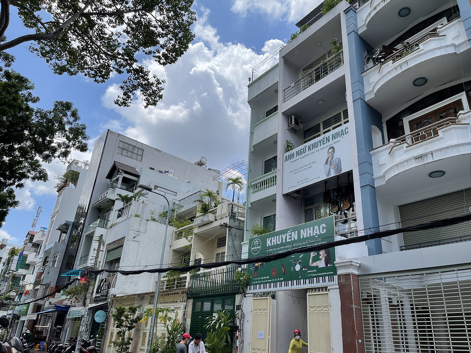 Bán nhà mặt tiền Nguyễn Hiền, Quận 3 -khu Cư Xá Đô Thành, 3 lầu (4,5m x 19m) khu k.doanh - t.mại