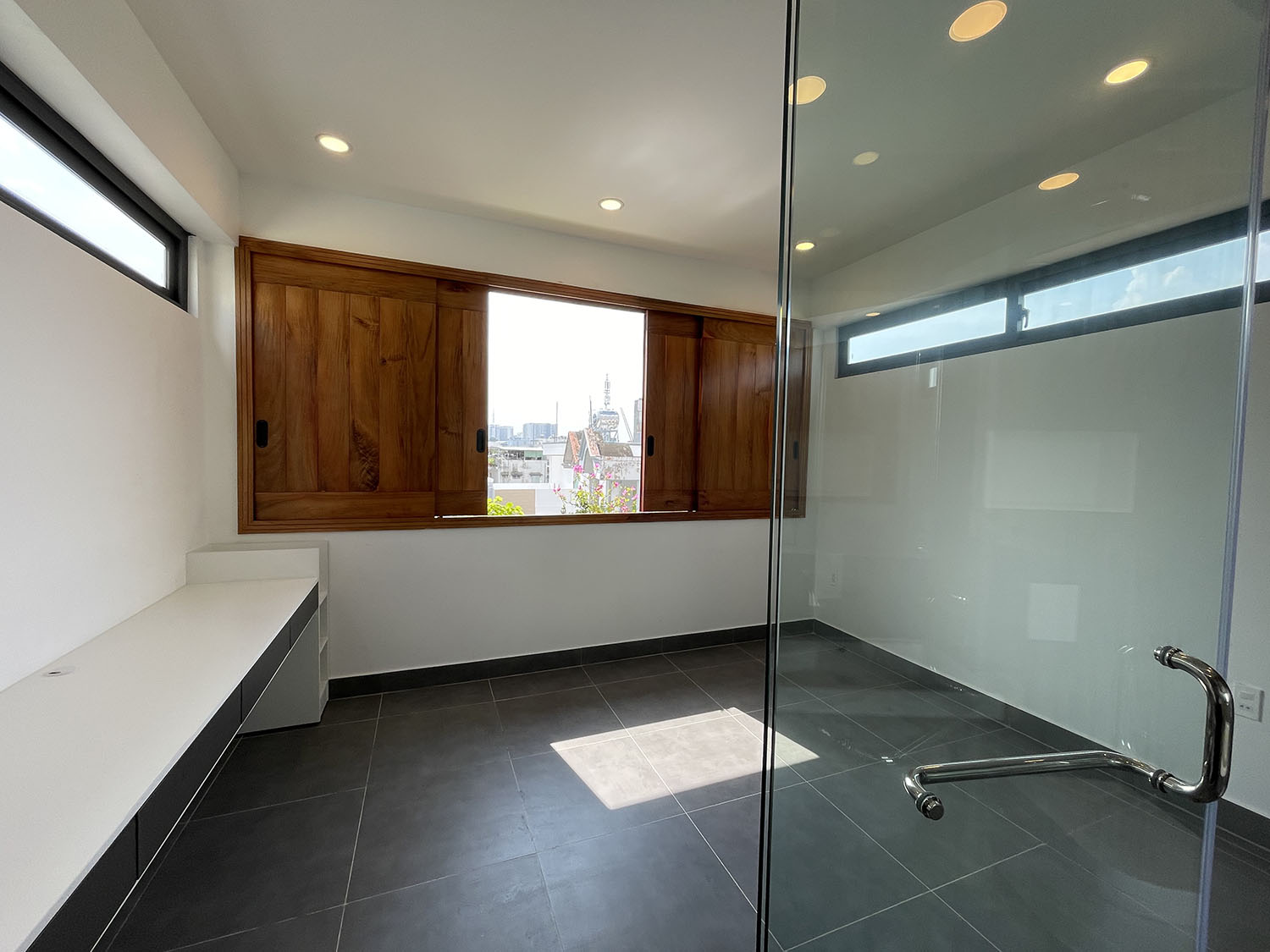 Bán nhà Phan Đăng Lưu, Phú Nhuận Tuyệt phẩm 4 lầu (4,3x12) k.trúc TEXAS MỸ, n.thất cao cấp hẻm ôtô