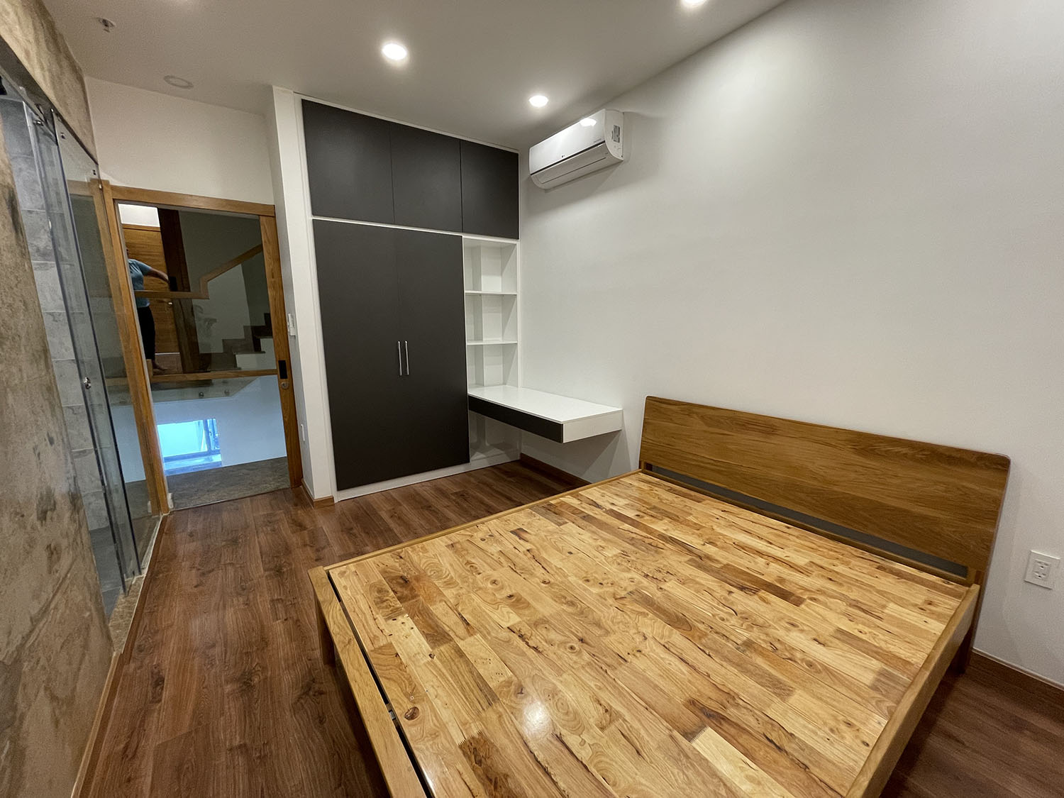 Bán nhà Phan Đăng Lưu, Phú Nhuận Tuyệt phẩm 4 lầu (4,3x12) k.trúc TEXAS MỸ, n.thất cao cấp hẻm ôtô