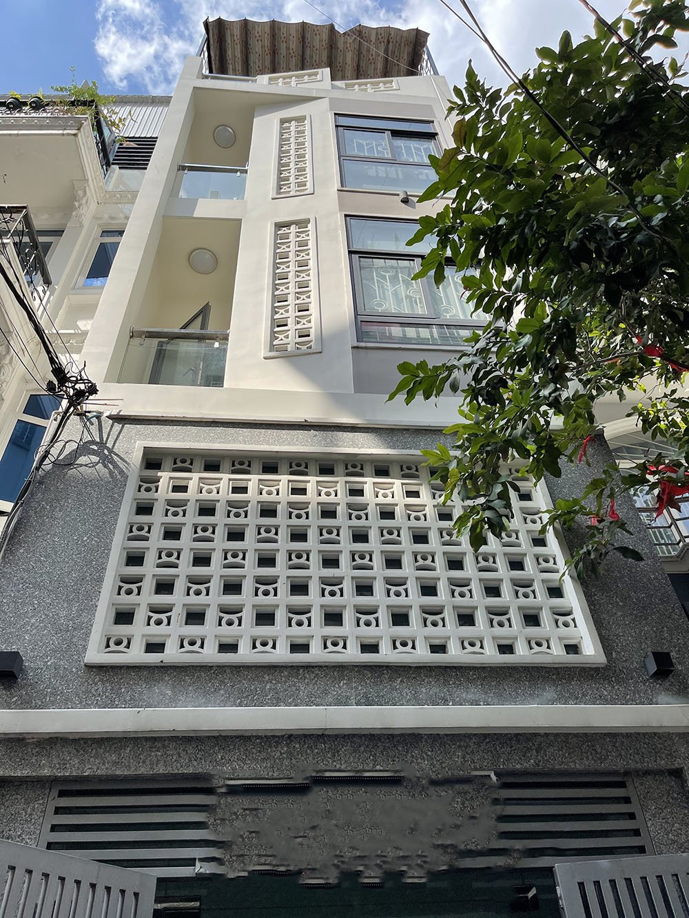 Bán nhà Núi Thành, Quận Tân Bình 3 lầu - 11 phòng full n.thất, thang máy,hẻm 6m, có HĐ thuê 45tr/th
